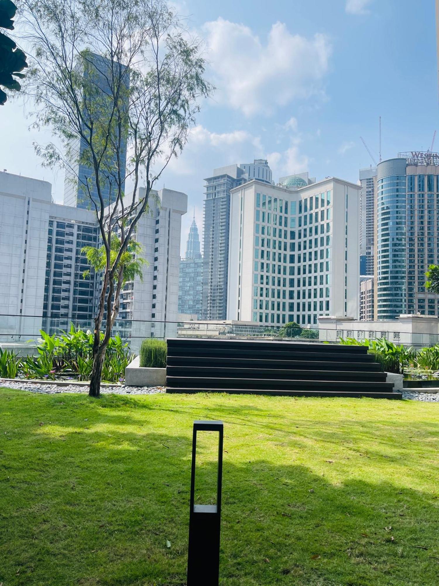 Axon Suites Millennium Kl Куала Лумпур Екстериор снимка
